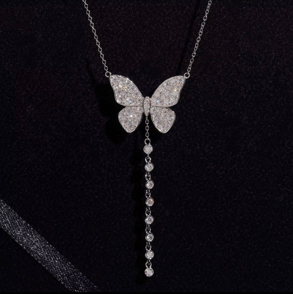 Schmetterlings-Halskette – 925 Silber mit funkelndem Moissanit