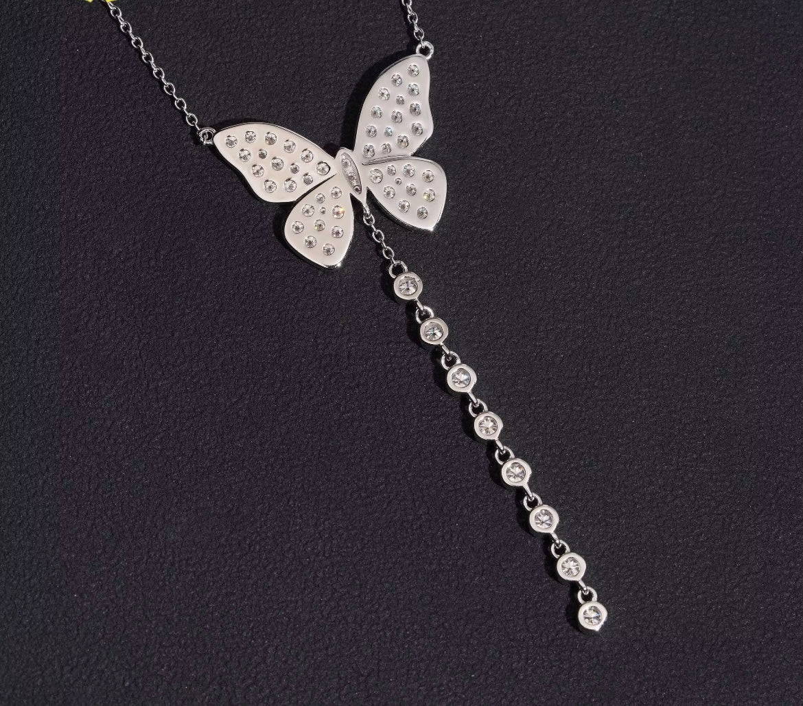 Schmetterlings-Halskette – 925 Silber mit funkelndem Moissanit