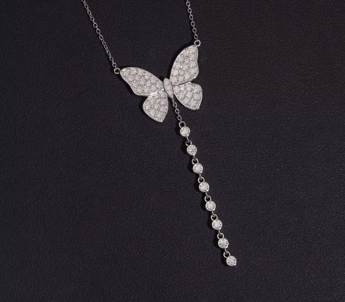 Schmetterlings-Halskette – 925 Silber mit funkelndem Moissanit