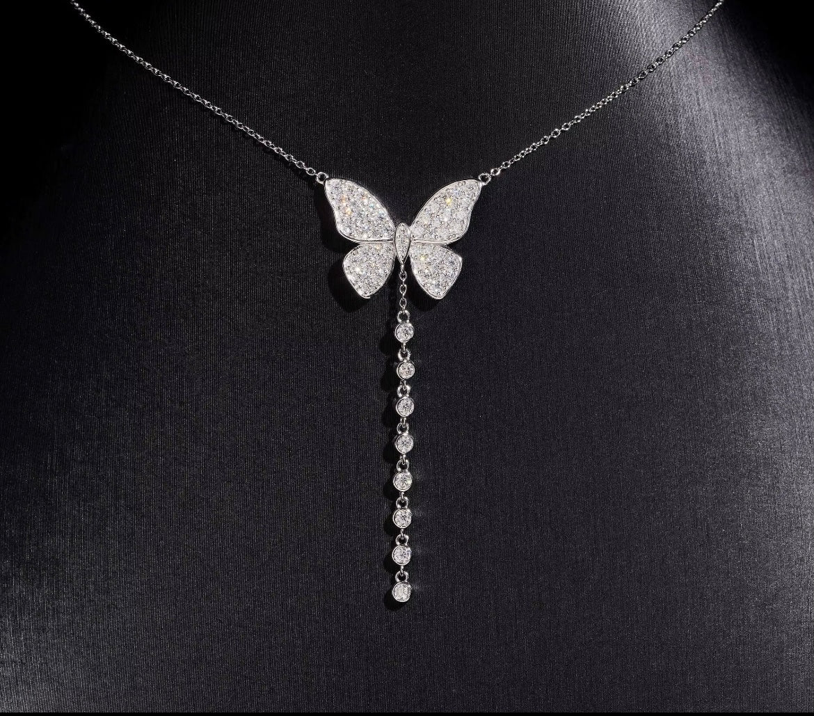 Schmetterlings-Halskette – 925 Silber mit funkelndem Moissanit