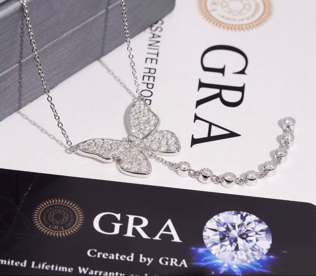 Schmetterlings-Halskette – 925 Silber mit funkelndem Moissanit